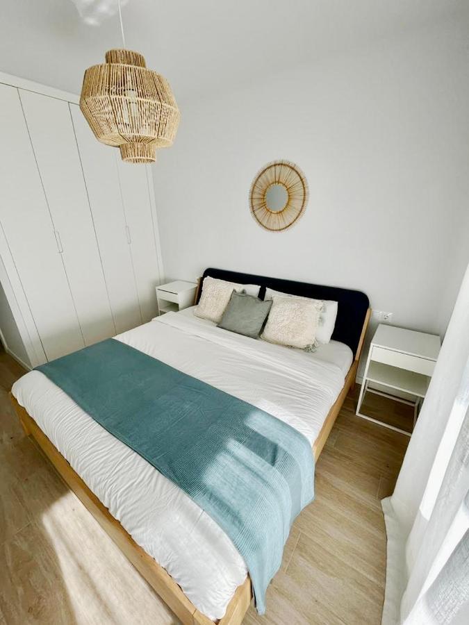 Marina Real 82 By Homeprive Denia Exterior photo