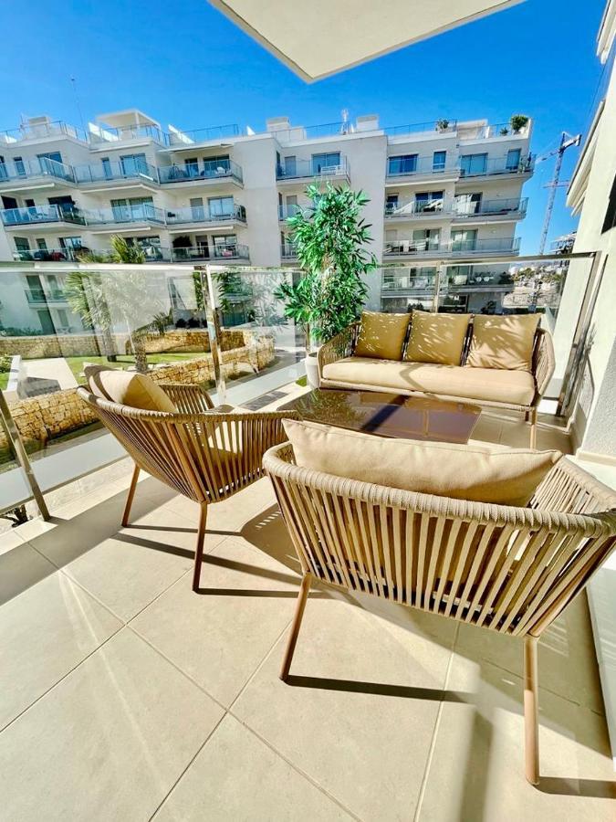 Marina Real 82 By Homeprive Denia Exterior photo