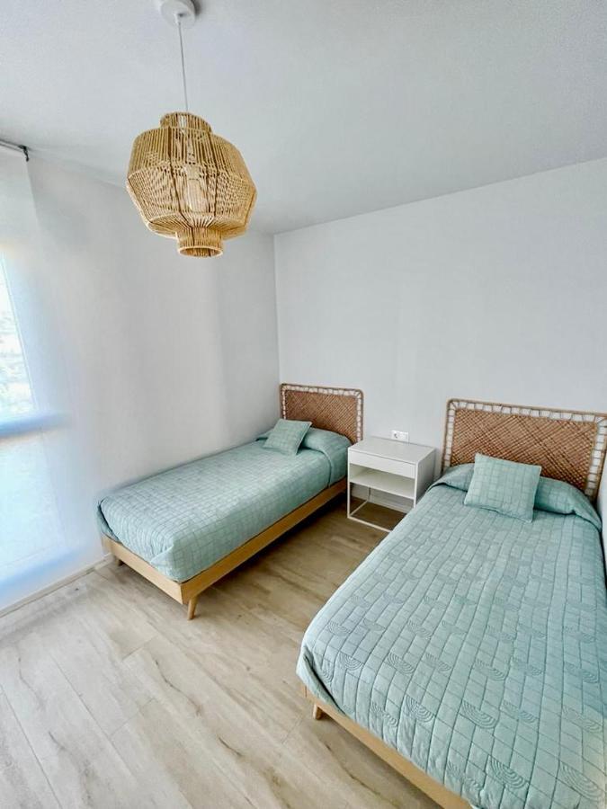 Marina Real 82 By Homeprive Denia Exterior photo