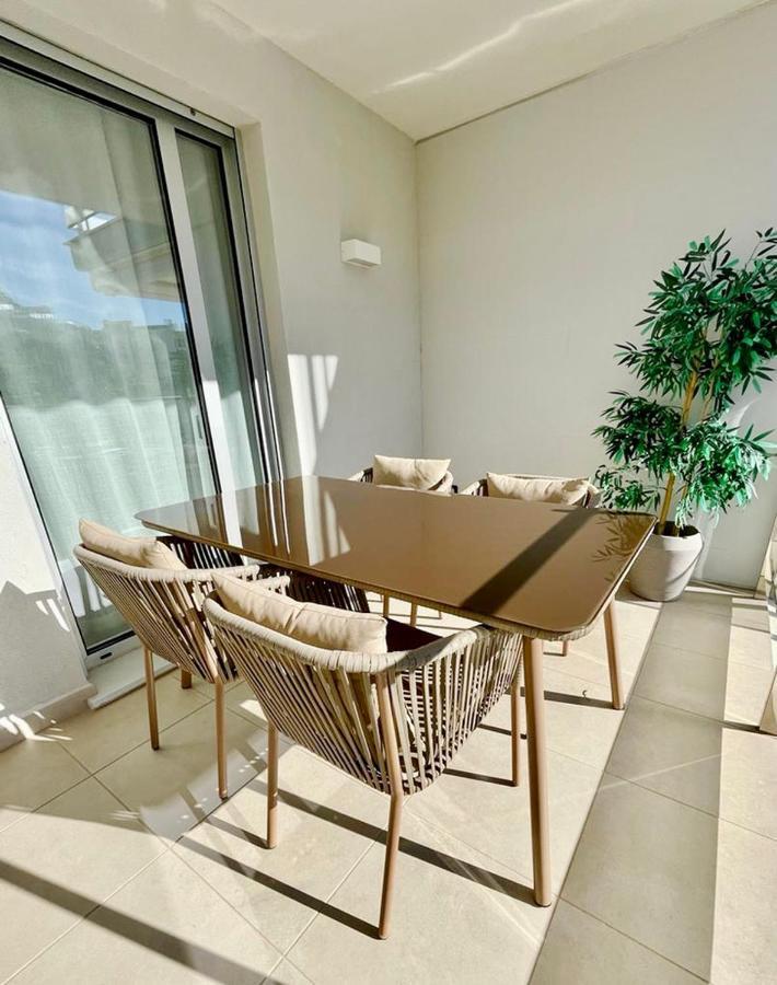 Marina Real 82 By Homeprive Denia Exterior photo